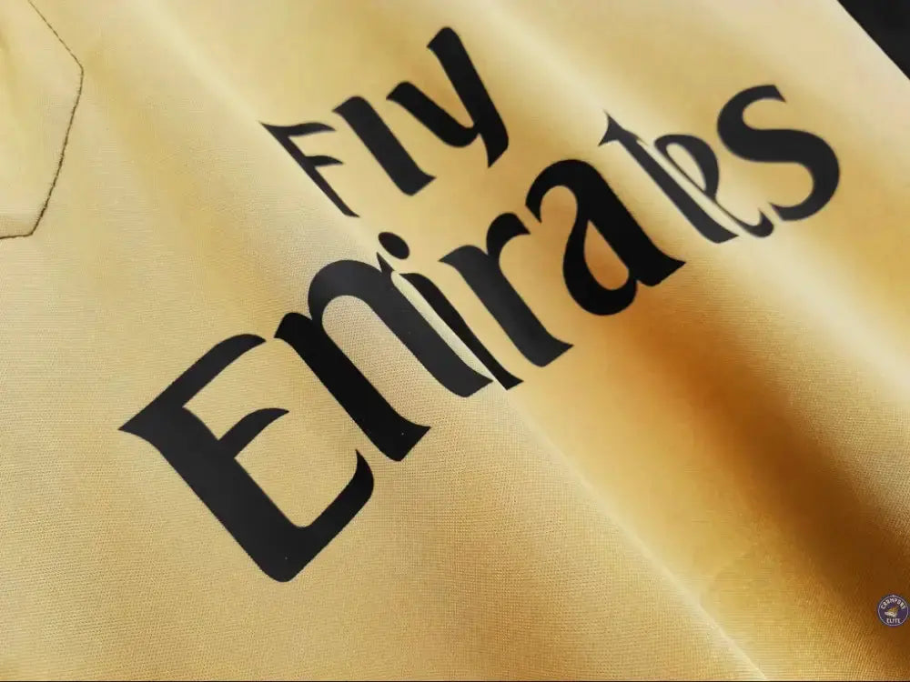 AC Milan 2013/14 Extérieur