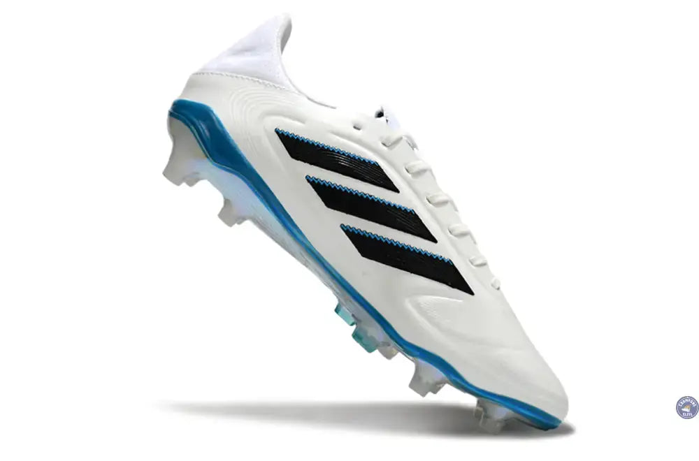 Copa 11Pure FG - Blanc/Noir/Bleu ÉDITION LIMITÉE