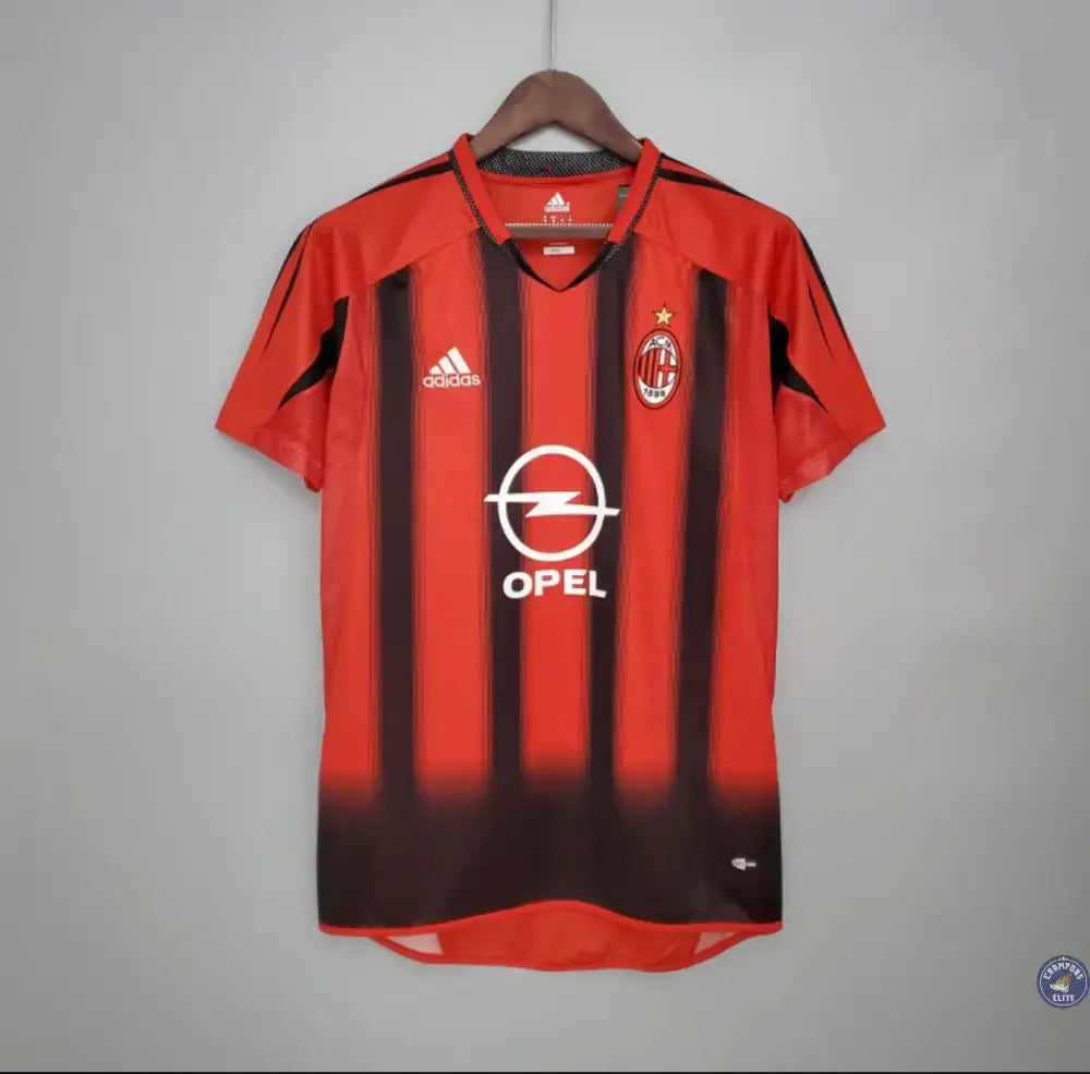 Domicile de l'AC Milan 2004/05