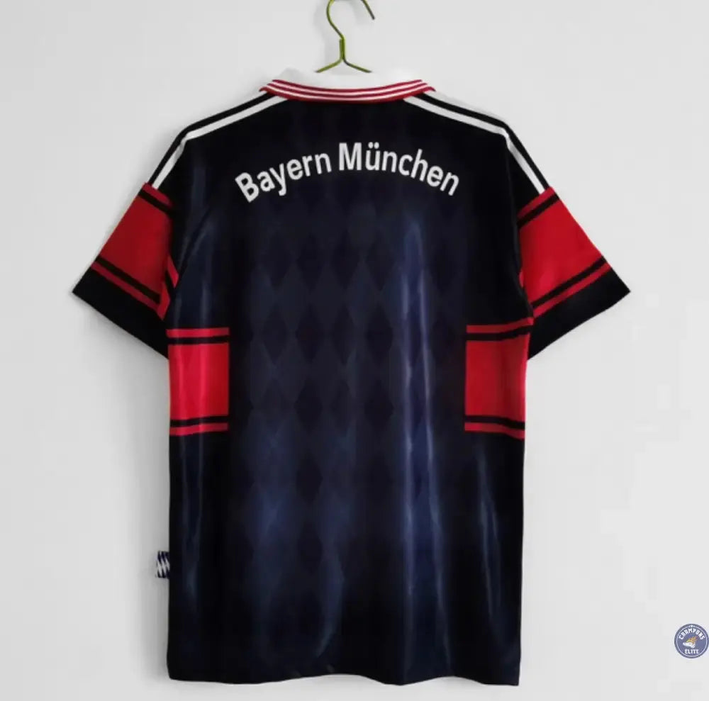 FC Bayern 1998/99 Domicile