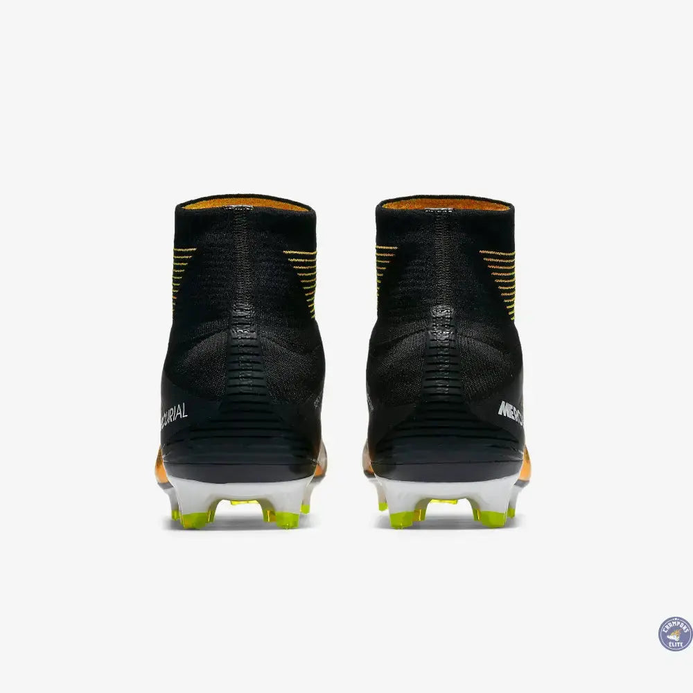 Mercurial Superfly 5 FG Lock in. Let loose. - Orange/Noir/Blanc