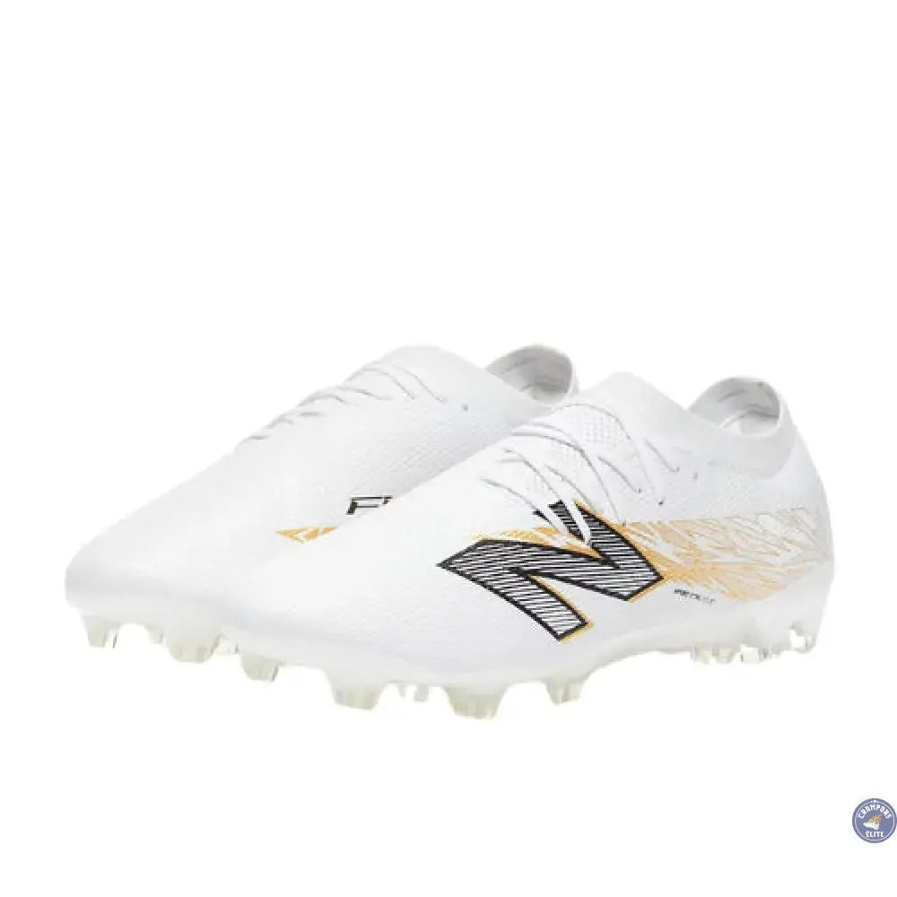 New Balance FURON ELITE V8 FG - Blanc/Or Métallique/Noir