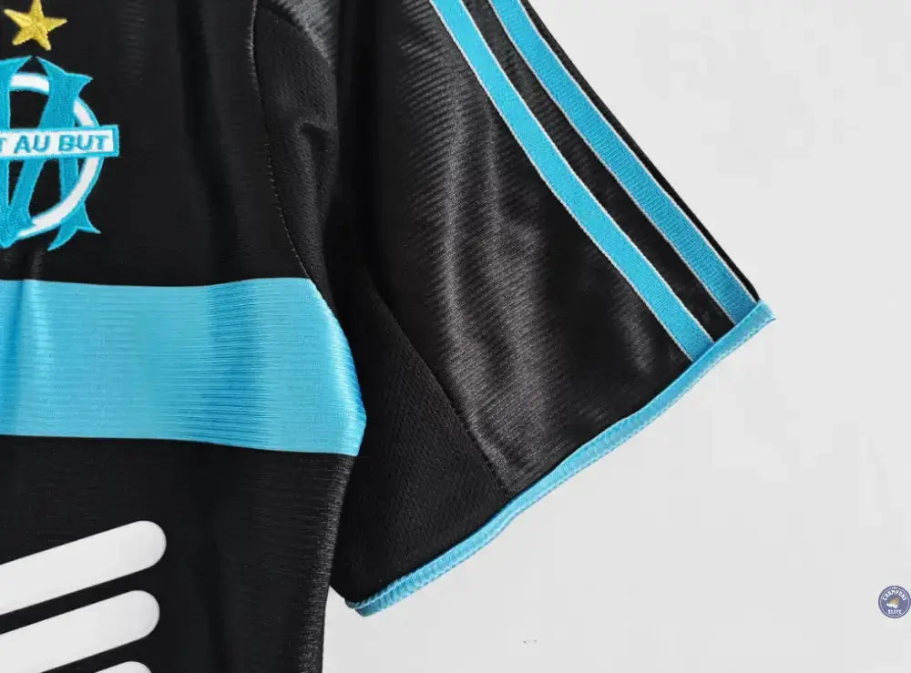 OM 1999/00 Extérieur