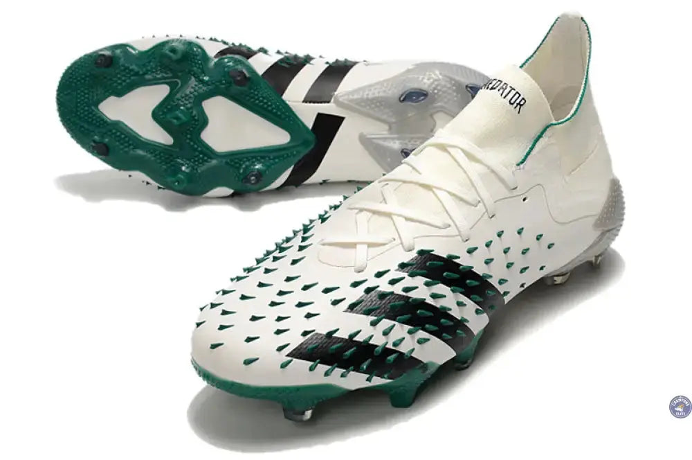 Predator Freak .1 Low FG Equipment - Blanc/Noir/Vert ÉDITION LIMITÉE