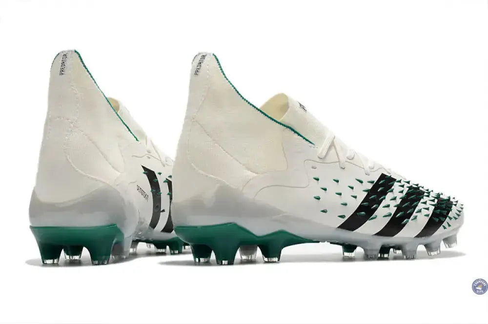 Predator Freak Lacets FG Equipment - Blanc/Noir/Vert ÉDITION LIMITÉE (Copie)