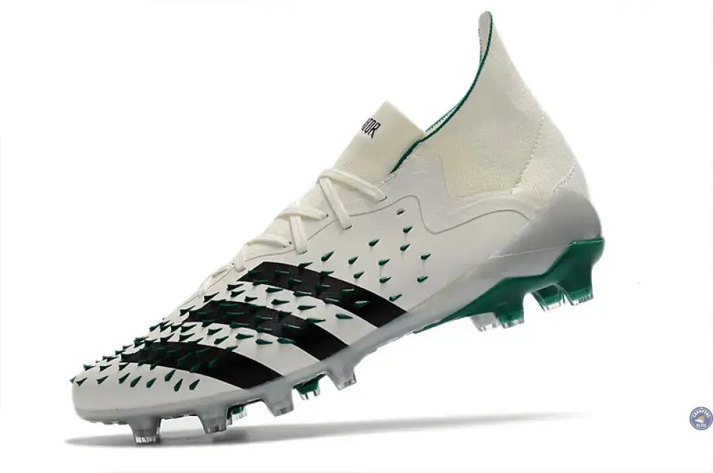Predator Freak Lacets FG Equipment - Blanc/Noir/Vert ÉDITION LIMITÉE (Copie)