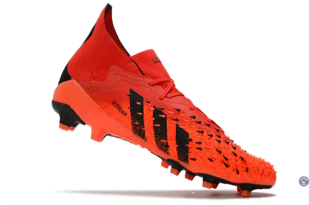 Predator Freak Lacets FG Meteorite - Rouge/Noir/Rouge