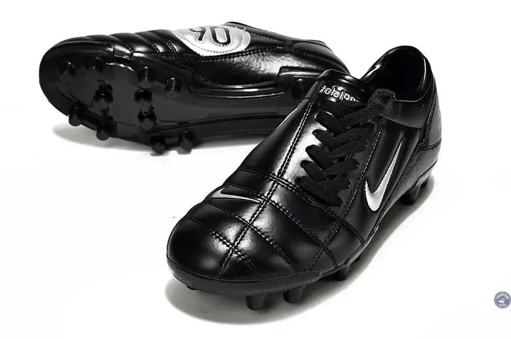 Total 90 III FG - Noir/Blanc